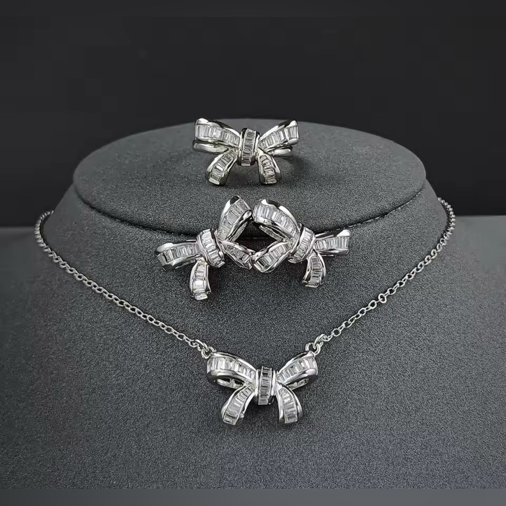 18K White Gold Baguette Diamond Bow Necklace Earrings Ring Coordinating Suit Set